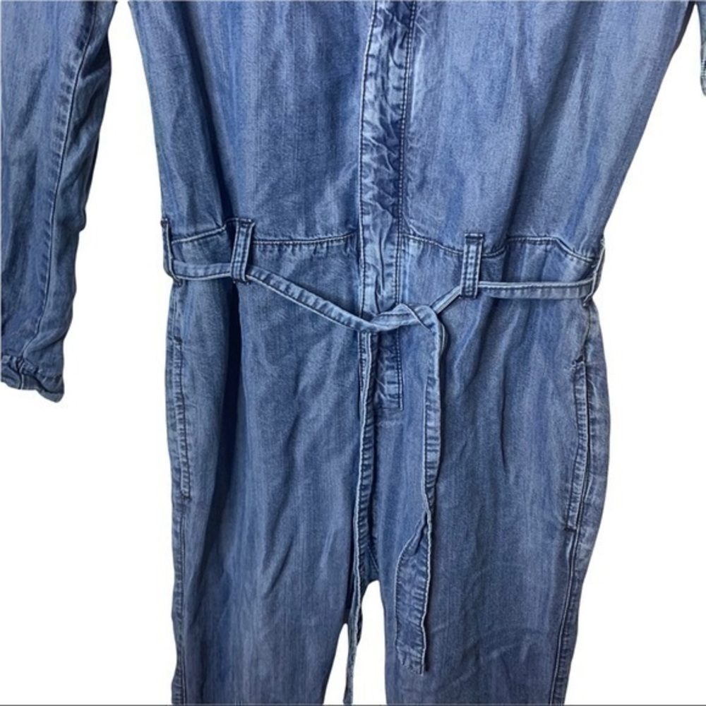 FREE PEOPLE LOU DENIM BELTED CHAMBRAY V-NECK JUMPSUIT - Picture 11 of 16
